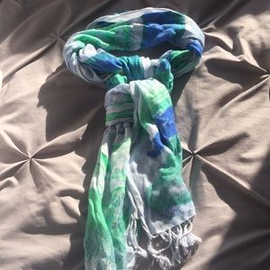 Stylish scarf